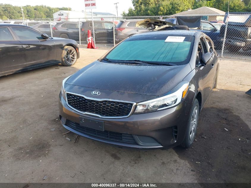 3KPFL4A79HE128082 2017 KIA FORTE - Image 2