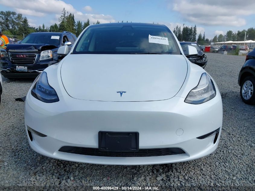 2022 Tesla Model Y Long Range Dual Motor All-Wheel Drive VIN: 7SAYGDEE4NF449705 Lot: 40096429