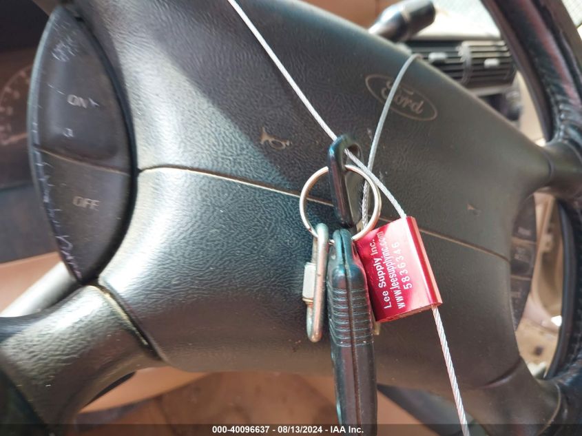 1995 Ford Explorer VIN: 1FMDU34XXSUC09736 Lot: 40096637