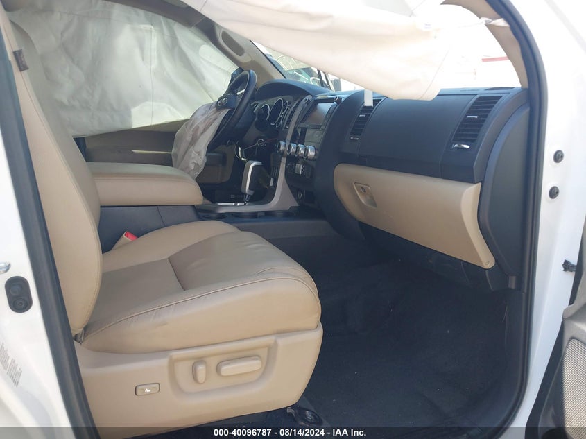 2013 TOYOTA SEQUOIA LIMITED - 5TDJW5G19DS085468