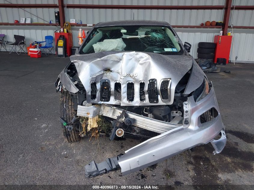 VIN 1C4PJMABXHD215702 2017 JEEP CHEROKEE SPORT 4X4