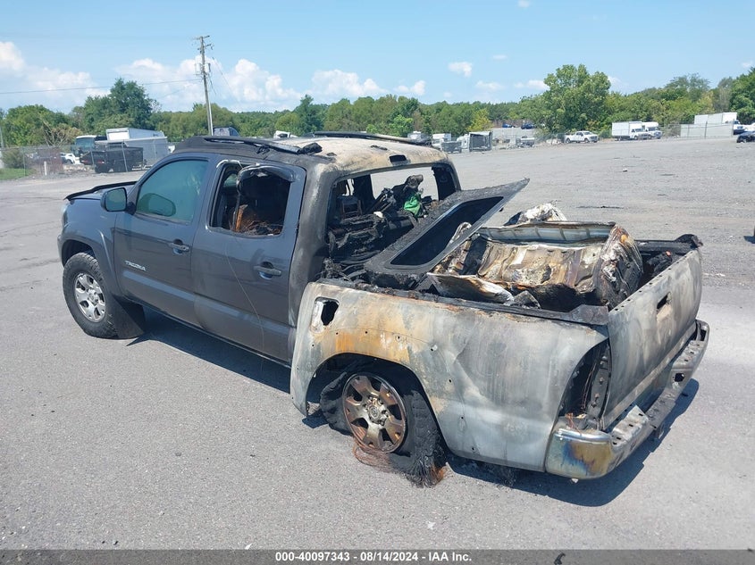 2015 TOYOTA TACOMA BASE V6 - 3TMLU4EN2FM203068