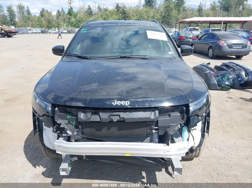 2024 Jeep Compass Latitude 4X4 VIN: 3C4NJDBN1RT111143 Lot: 40097489