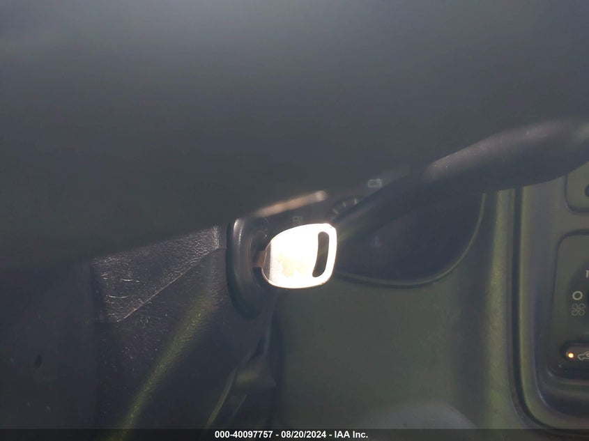 2004 Chevrolet Silverado 1500 Ls VIN: 2GCEC19T841237426 Lot: 40097757