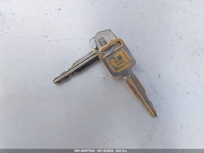 2001 Chevrolet Tracker Hard Top Lt VIN: 2CNBE634516938463 Lot: 40097934