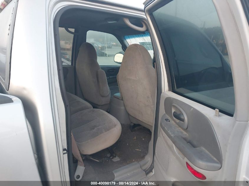 2001 Ford F-150 Harley-Davidson Edition/King Ranch Edition/Lariat/Xlt VIN: 1FTRW07L31KE44811 Lot: 40098179