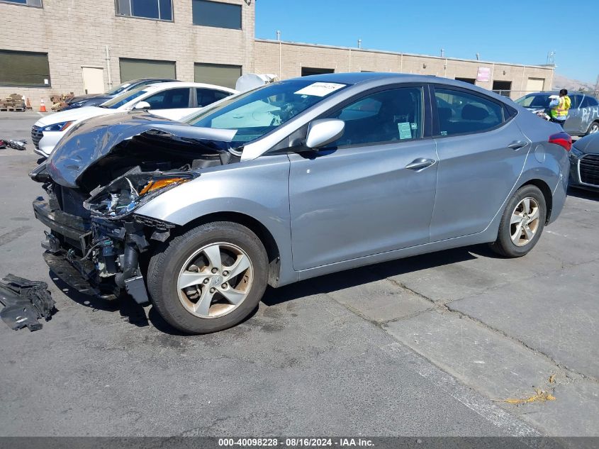 5NPDH4AE3FH592999 2015 HYUNDAI ELANTRA - Image 2