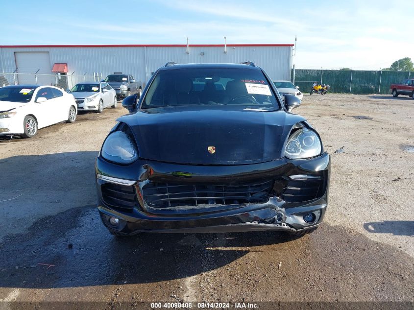 2017 Porsche Cayenne VIN: WP1AA2A23HKA92085 Lot: 40098408