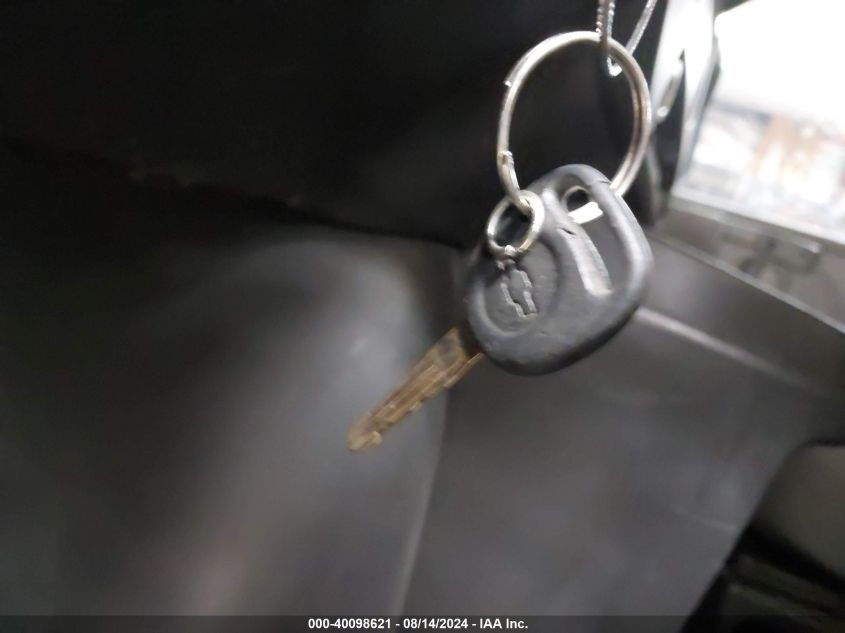 2005 Chevrolet Express G1500 VIN: 1GCFG15X751105704 Lot: 40098621