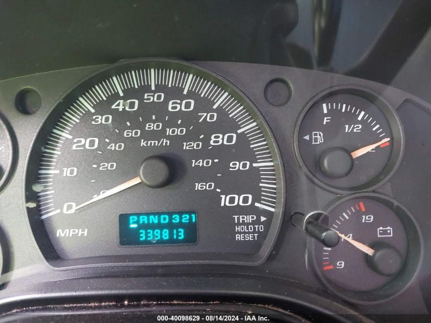 2004 Chevrolet Express VIN: 1GCFG15X041183031 Lot: 40098629