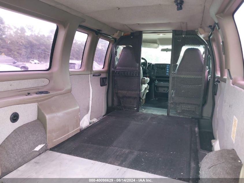 2004 Chevrolet Express VIN: 1GCFG15X041183031 Lot: 40098629