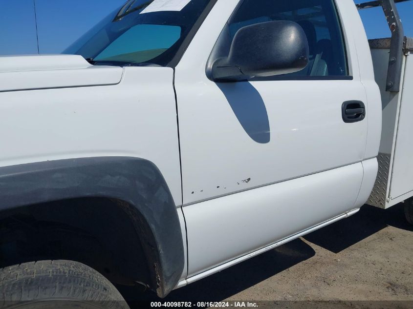 2007 Chevrolet Silverado 2500Hd Classic Work Truck VIN: 1GCHC24U27E116235 Lot: 40368020