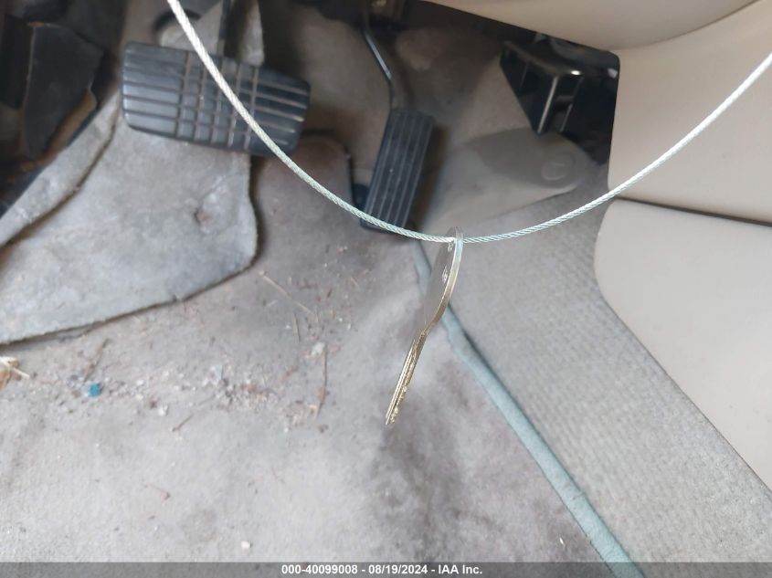 1998 Subaru Forester L VIN: JF1SF6355WH770485 Lot: 40099008