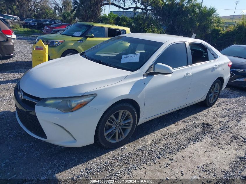 4T1BF1FK2HU719725 2017 TOYOTA CAMRY - Image 2