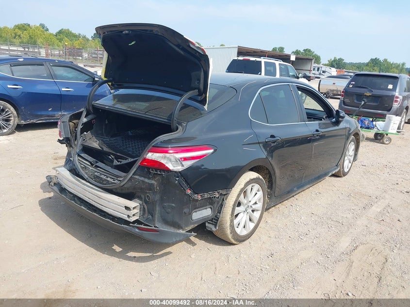 2018 TOYOTA CAMRY LE - 4T1B11HK7JU583450