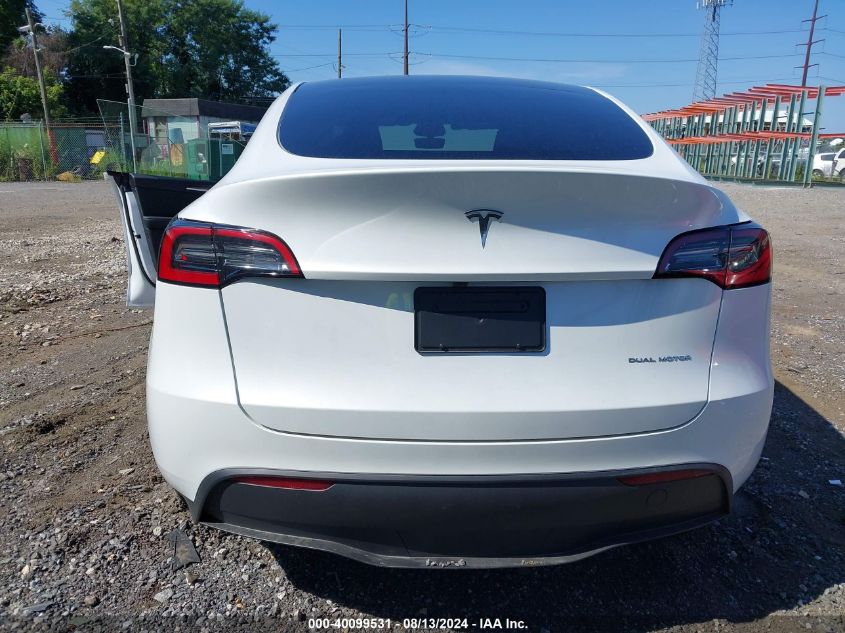 2024 Tesla Model Y Long Range Dual Motor All-Wheel Drive VIN: 7SAYGDEE6RA284906 Lot: 40099531