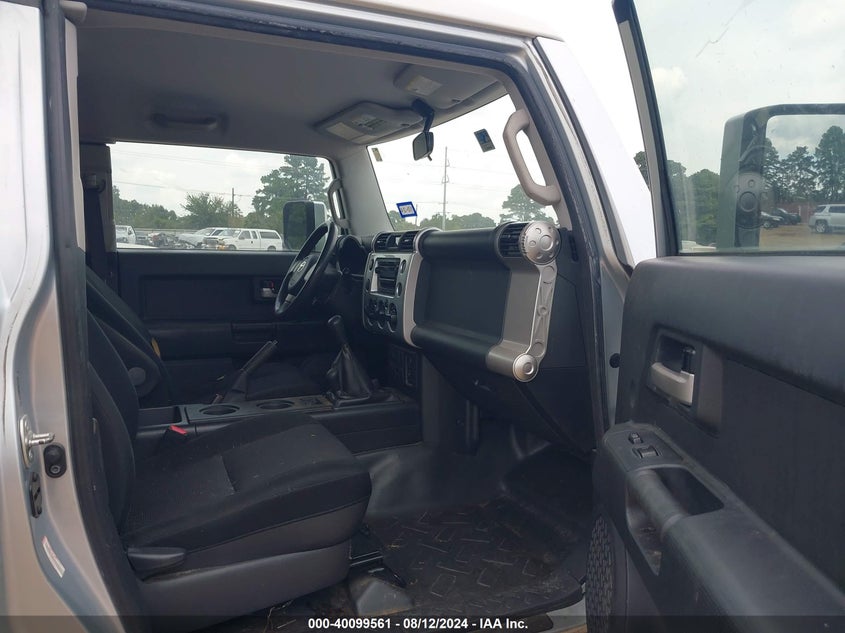 2007 Toyota Fj Cruiser VIN: JTEBU11F170056525 Lot: 40099561