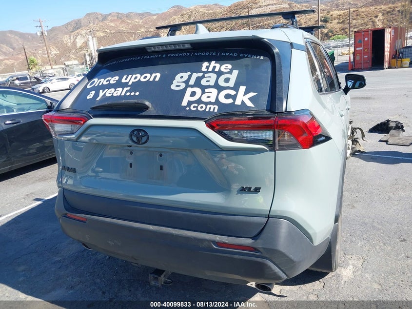 2021 TOYOTA RAV4 XLE - 2T3W1RFV1MW171615