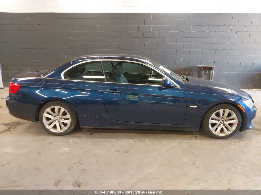 2011 BMW 328I VIN: WBADW7C5XBE726452 Lot: 40100289