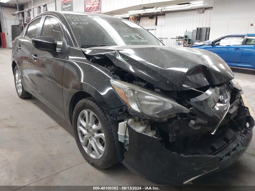 VIN 3MYDLBYV3HY163295 2017 TOYOTA YARIS IA