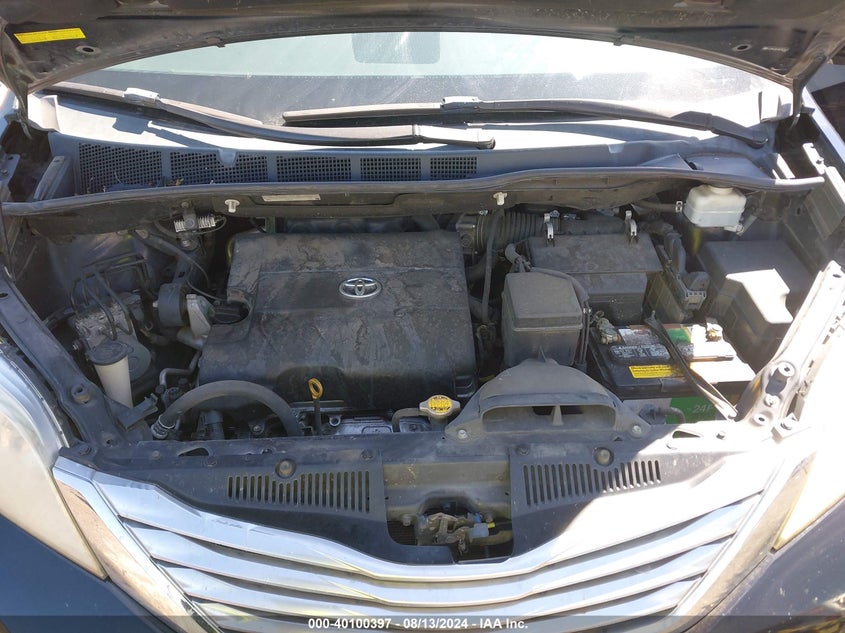 2011 Toyota Sienna Limited V6 VIN: 5TDYK3DC6BS001401 Lot: 40100397