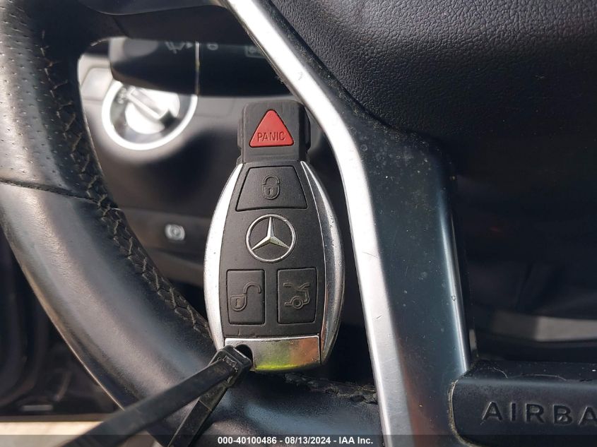 2012 Mercedes-Benz C 300 Luxury 4Matic/Sport 4Matic VIN: WDDGF8BBXCR210198 Lot: 40100486