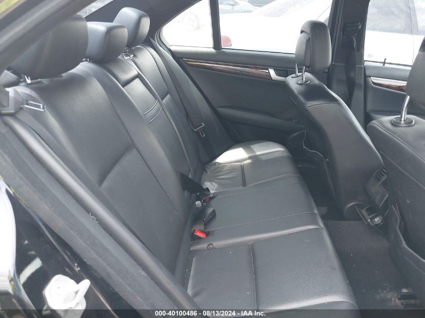 2012 Mercedes-Benz C 300 Luxury 4Matic/Sport 4Matic VIN: WDDGF8BBXCR210198 Lot: 40100486