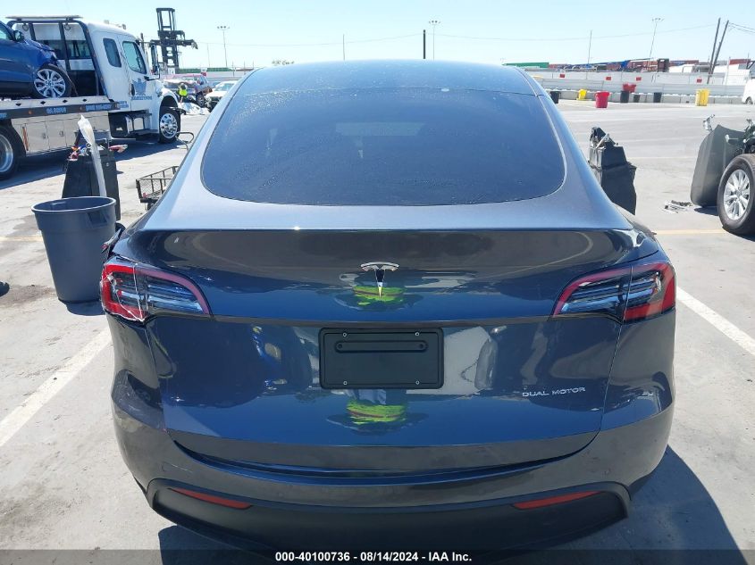 2022 Tesla Model Y Long Range Dual Motor All-Wheel Drive VIN: 7SAYGDEE6NF560062 Lot: 40100736