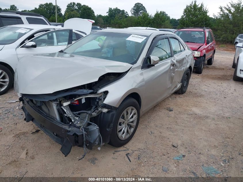 4T4BF1FK5FR449506 2015 TOYOTA CAMRY - Image 2