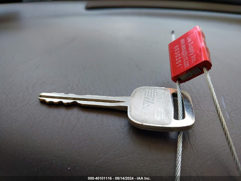 2000 Toyota Camry Ce VIN: 4T1BG22K9YU761317 Lot: 40101116