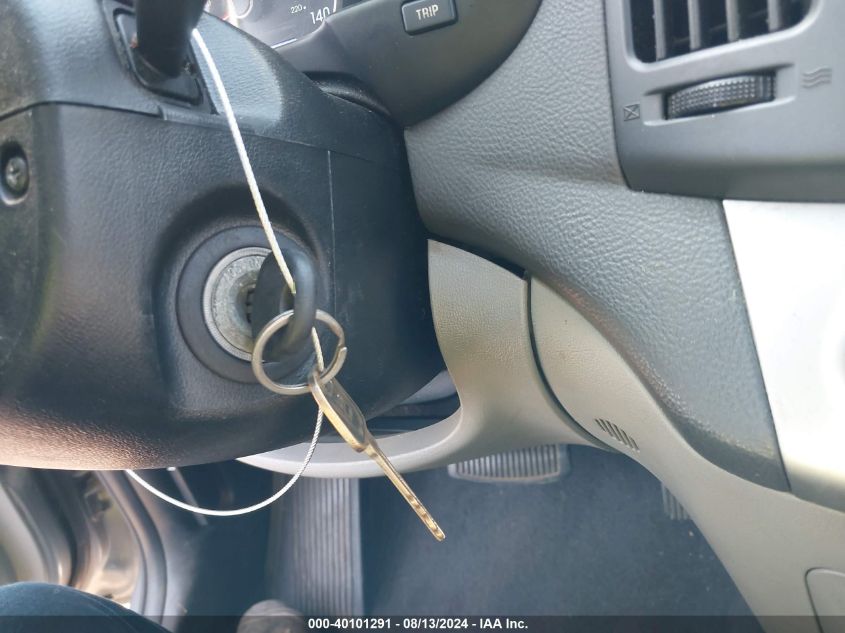 2010 Hyundai Elantra Gls VIN: KMHDU4AD2AU168775 Lot: 40101291