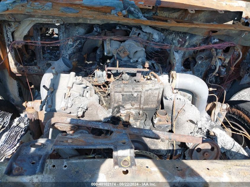 2000 Ford F-450 Lariat/Xl/Xlt VIN: 1FDXF46F1YEC84586 Lot: 40102174