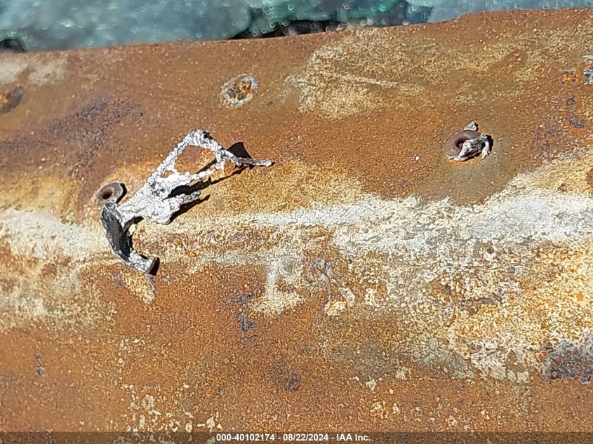 2000 Ford F-450 Lariat/Xl/Xlt VIN: 1FDXF46F1YEC84586 Lot: 40102174