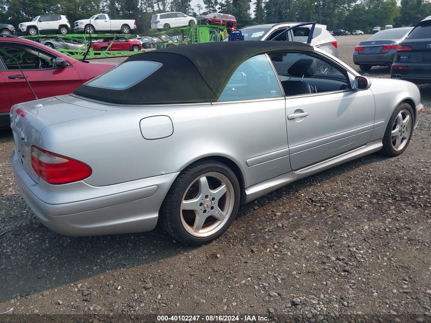 2002 Mercedes-Benz Clk 430 VIN: WDBLK70G22T111002 Lot: 40102247