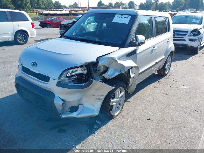 2011 Kia Soul + VIN: KNDJT2A20B7717421 Lot: 40102301