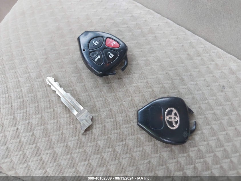 2007 Toyota Camry Le VIN: JTNBE46K473004258 Lot: 40102889