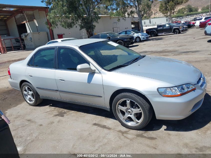 1999 Honda Accord Lx VIN: 1HGCG6659XA155313 Lot: 40103012