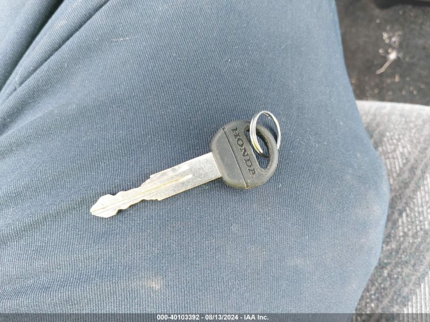 2000 Honda Cr-V Lx VIN: JHLRD1840YS001273 Lot: 40103392