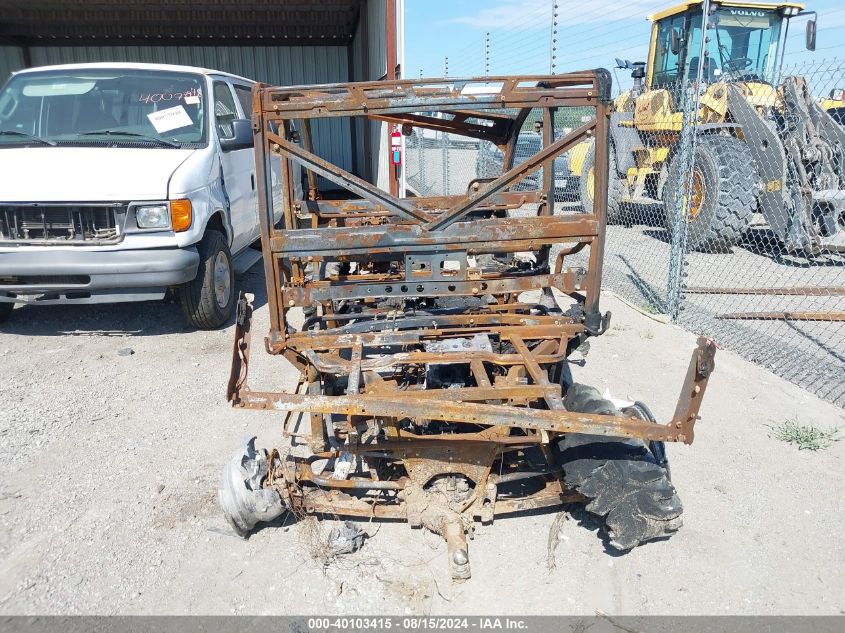 2015 Polaris Ranger Crew 900 Eps VIN: 4XARUE875FT121020 Lot: 40103415