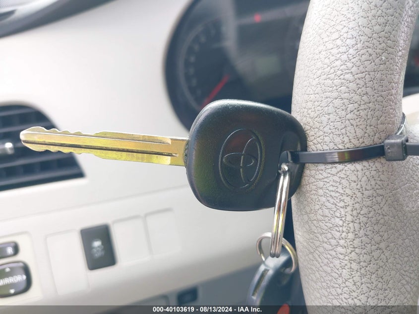 2011 Toyota Sienna Le V6 VIN: 5TDKK3DC7BS035269 Lot: 40103619