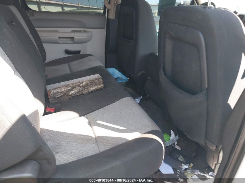 2008 Chevrolet Silverado 2500Hd Work Truck VIN: 1GCHK23K38F208713 Lot: 40103644