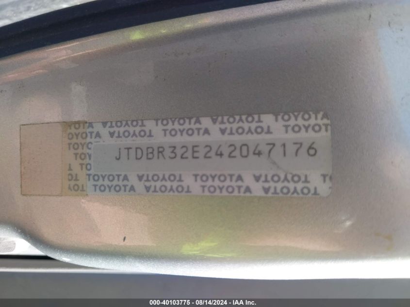 2004 Toyota Corolla Le VIN: JTDBR32E242047176 Lot: 40103775
