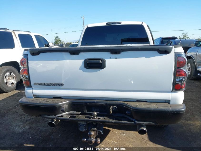 2004 Chevrolet Silverado 1500 Ls VIN: 2GCEC19T241219519 Lot: 40293418