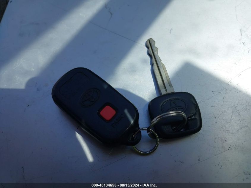 2005 Toyota Camry Le VIN: 4T1BE32K35U013749 Lot: 40104655