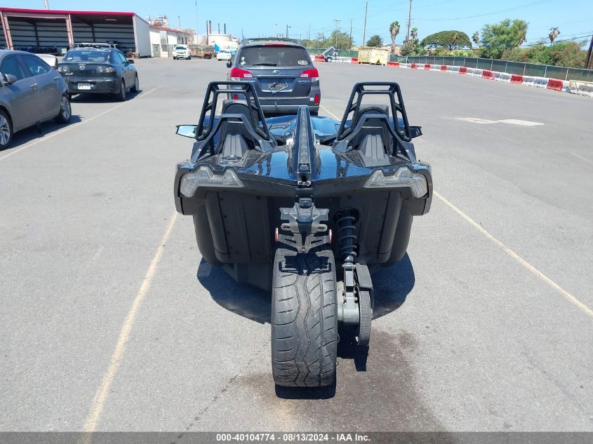 2017 Polaris Slingshot VIN: 57XAASFA2H8120755 Lot: 40104774