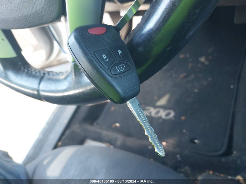 2014 Chrysler 200 Touring VIN: 1C3CCBBB1EN198214 Lot: 40105189