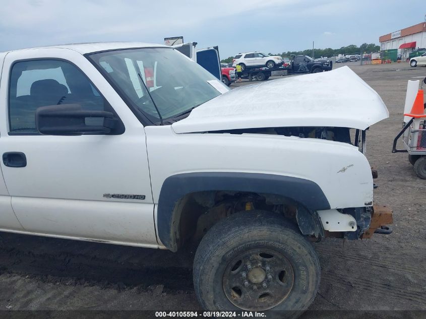 2005 Chevrolet Silverado 2500Hd Work Truck VIN: 1GCHK29U35E208365 Lot: 40105594