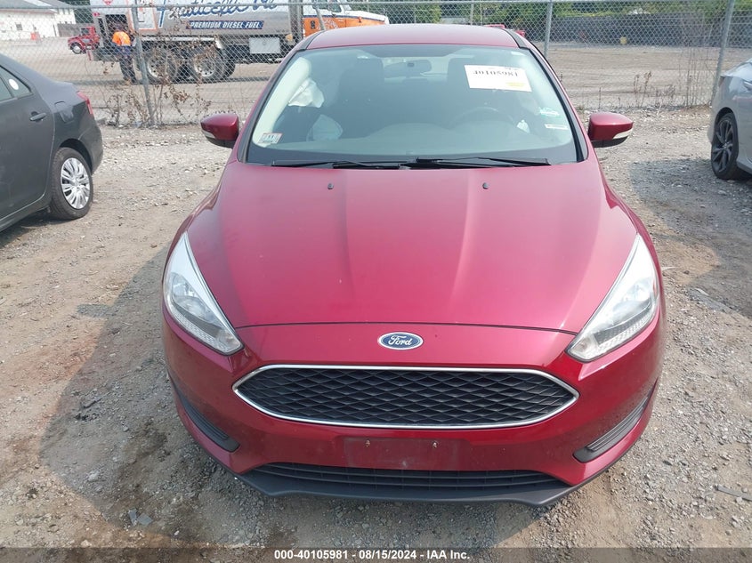 2017 FORD FOCUS SE - 1FADP3K22HL207938