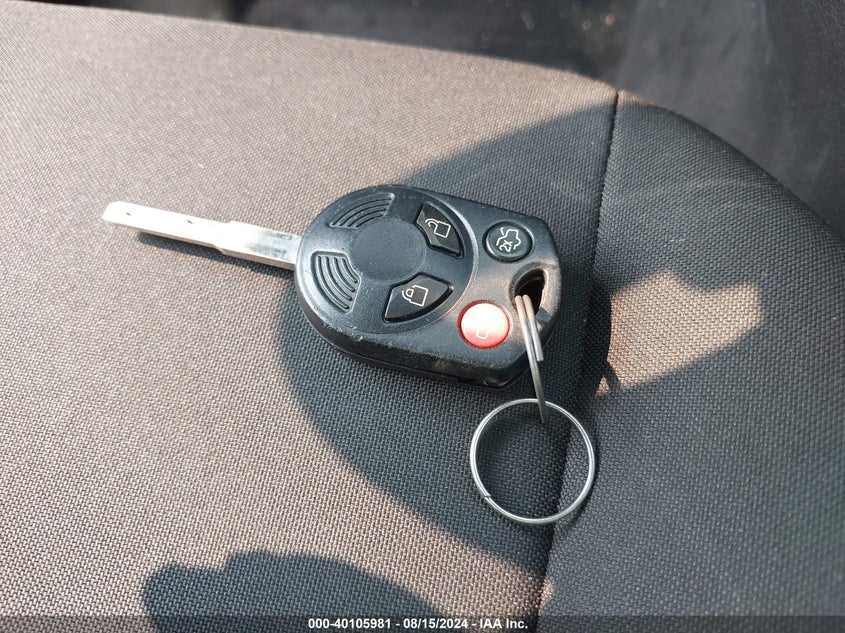 2017 FORD FOCUS SE - 1FADP3K22HL207938