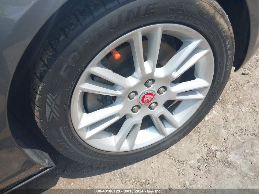 VIN SAJAD4BG9HA967045 2017 JAGUAR XE 25T PREMIUM